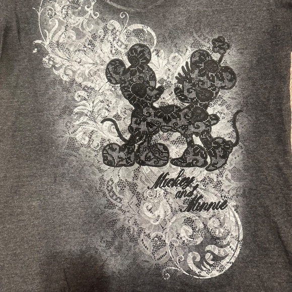 Gray Disney Mickey & Minnie Tee Women's S - Picture 4 of 4